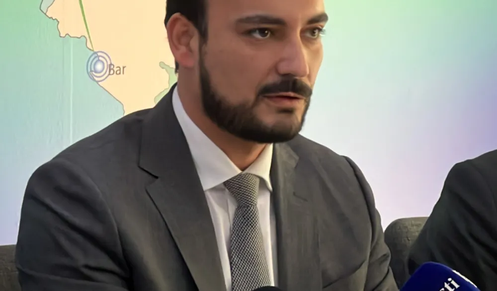 Zenović: DPS i ES spremaju inicijativu za smjenu Jovanovića