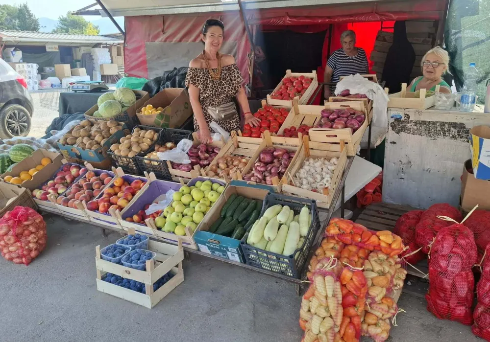 Deset kilograma krompira do osam eura