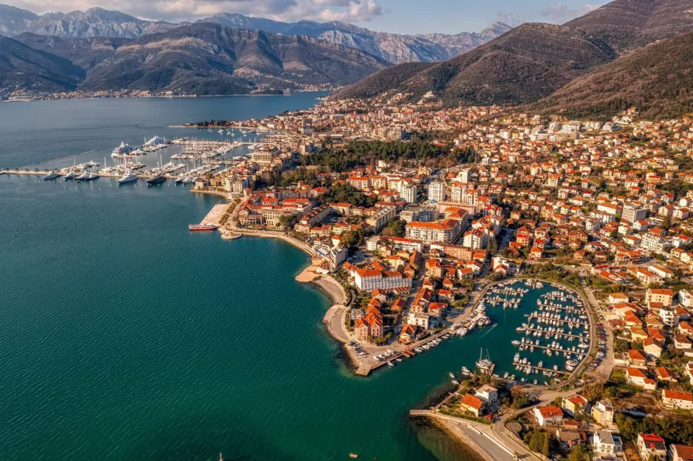 Evropski savez: U Tivtu nećemo dozvoliti ni Ratka Mladića ni prinudnu upravu