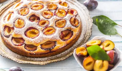 Recept za sočni kolač sa &scaron;ljivama