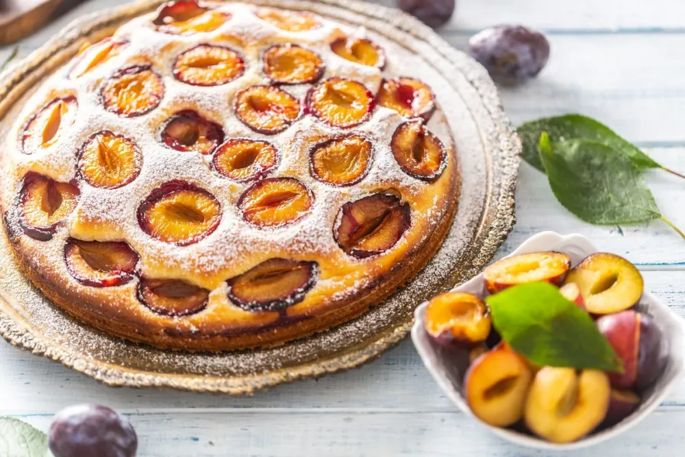 Recept za sočni kolač sa &scaron;ljivama