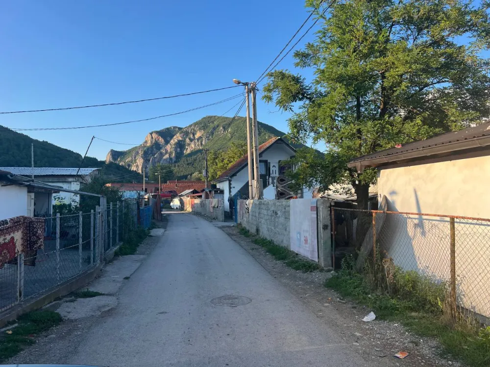 Siroma&scaron;tvo gospodari u domovima RE populacije u naseljima Donji Talum i Riversajd