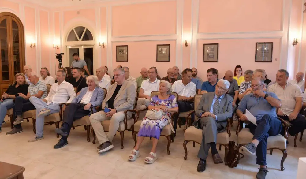 Vajarstvo između nasljeđa i vremena