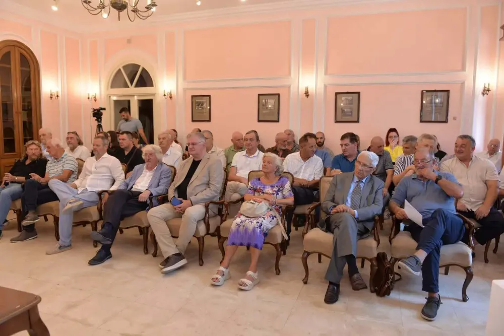 Vajarstvo između nasljeđa i vremena
