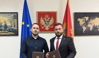 Ispitni centar, Milo&scaron; Trivić sa Mihailom Raspopovićem