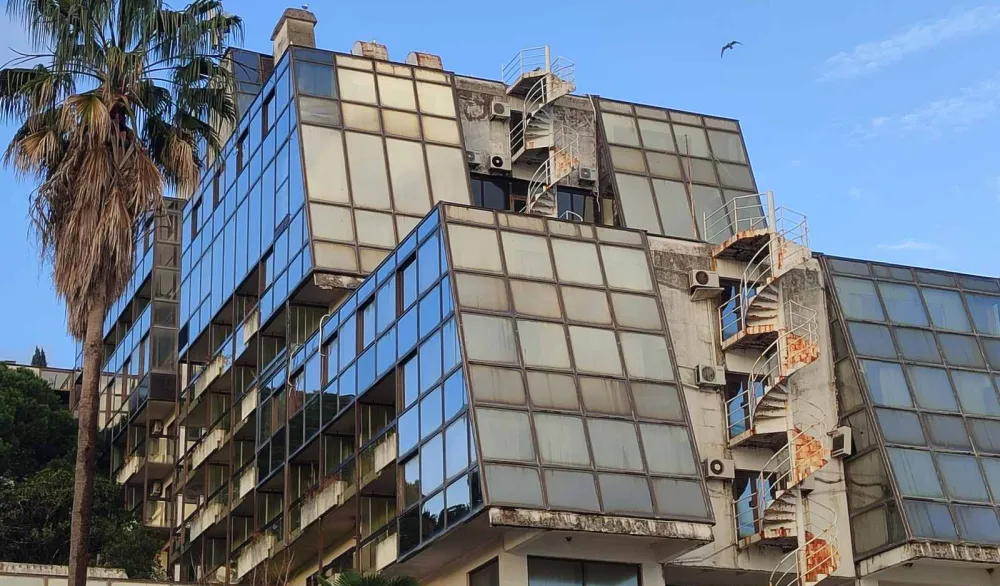 Kompanija Žarka Rakčevića kupila hotel Plažu za 20,4 miliona eura