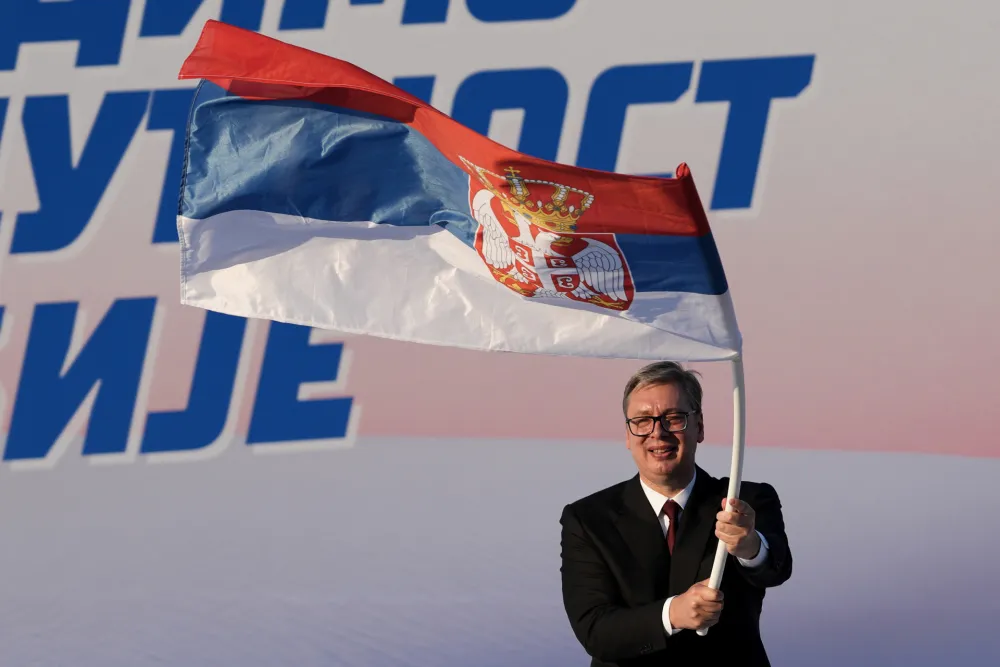 Vučić: Ostavku podnosim 27. septembra