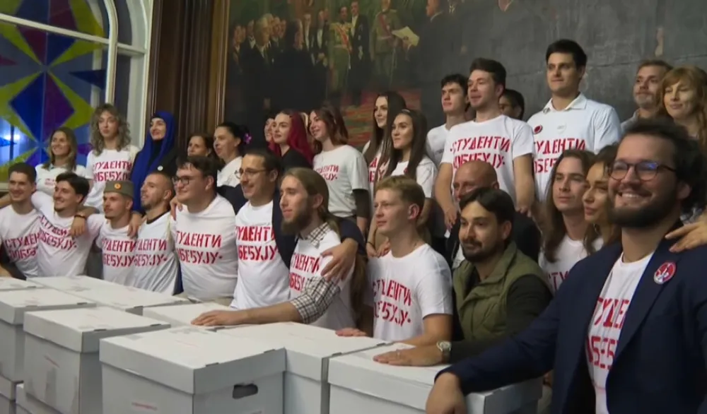 (VIDEO) Studenti predali listu RIK-u