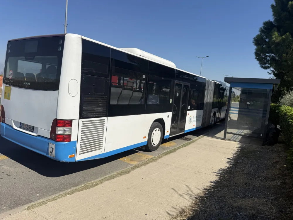 Roditelji đaka dali rok da se rije&scaron;i problem prevoza: Do 1. oktobra autobusi ili protesti