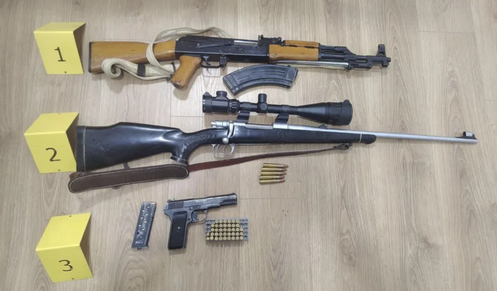 Oduzeti 11 komada oružja i 430 metaka