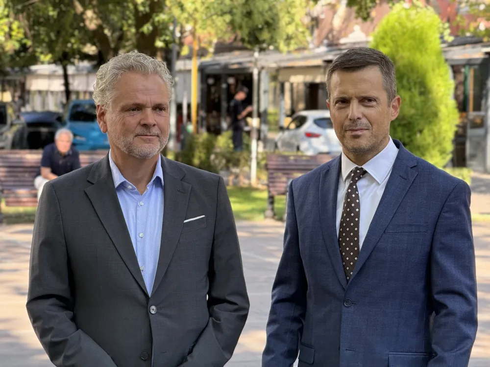 Satler i Mujović