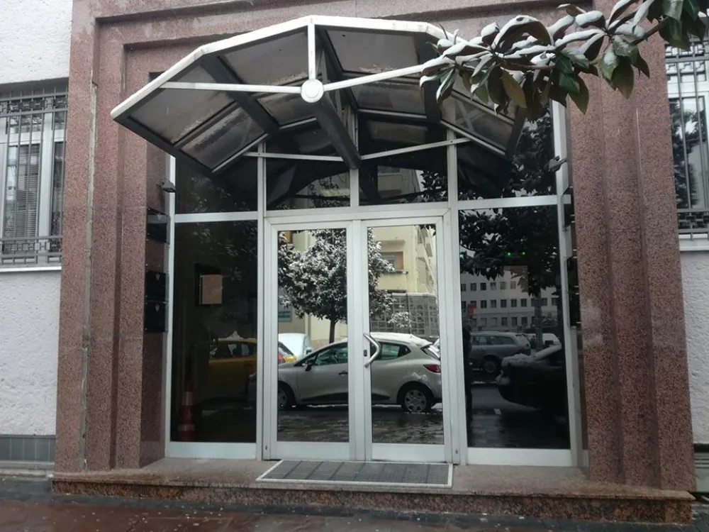 Ispred zgrade Vi&scaron;eg suda sjutra će se okupiti porodice pritvorenika