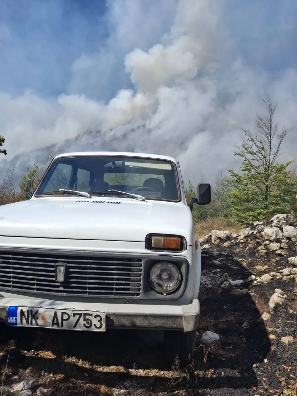 Minić se "ladom" izvukao kroz gusti dim i vatru.