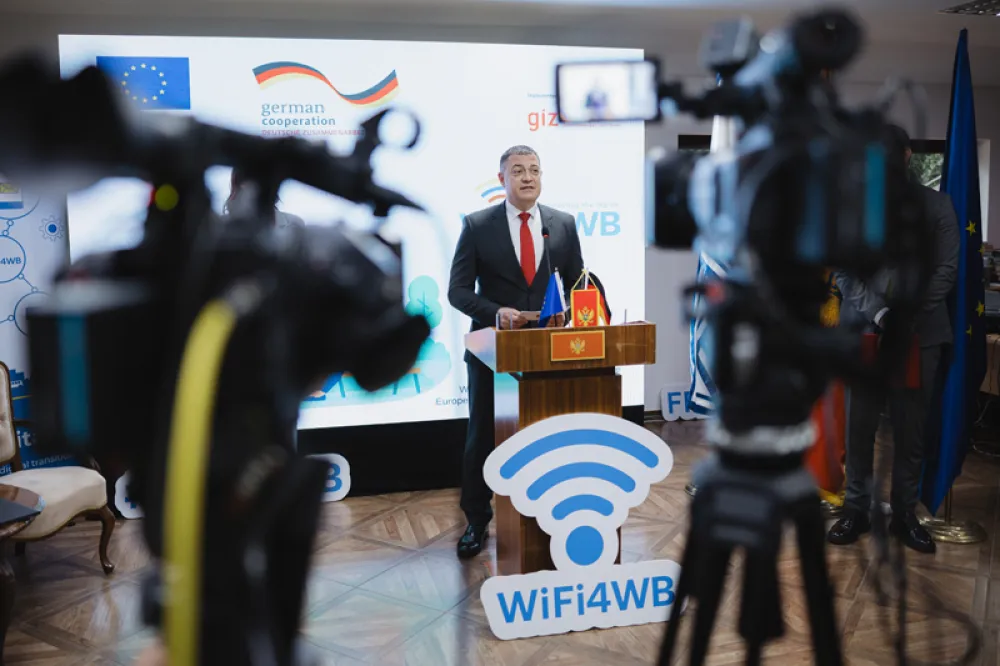 Slobodan internet prati veliko slavlje na Trgu slobode