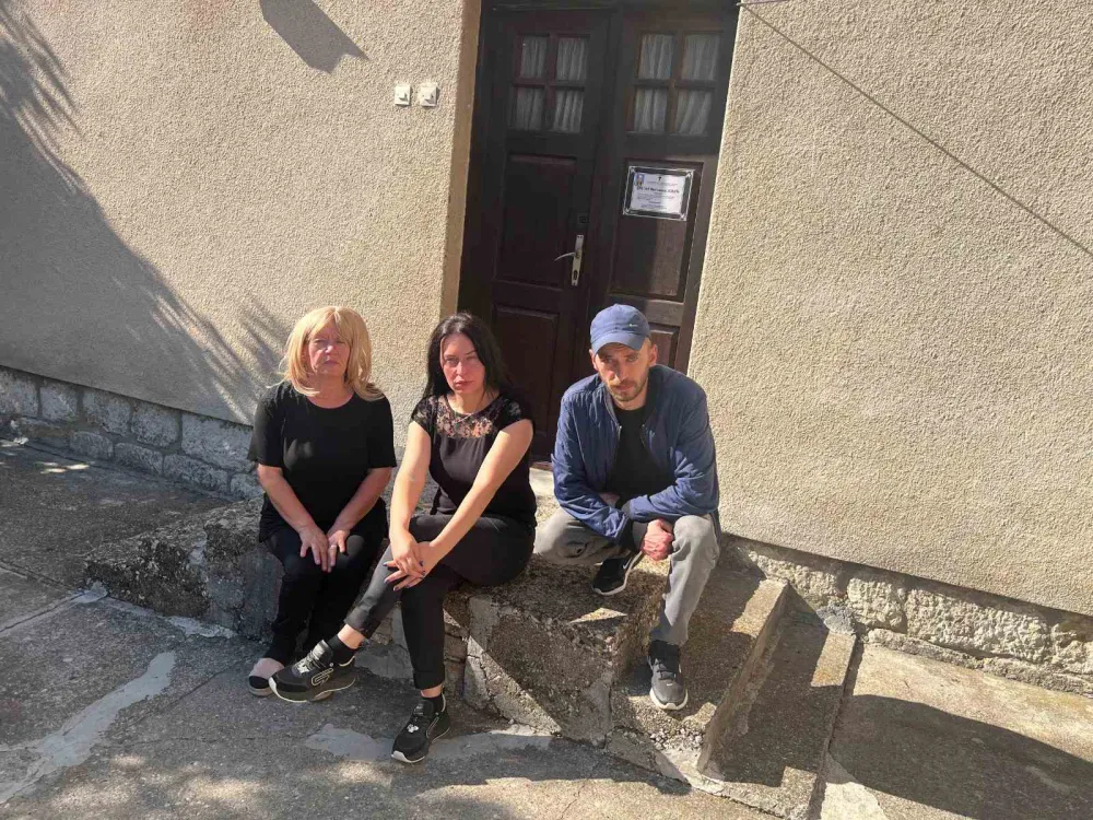 "Dan" u posjeti porodici Dragana Jovića: Nagrada stigla kao poslednji pozdrav i dar najmilijima