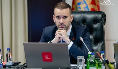 Bez reakcije premijera na radikalnu retoriku vladajuće većine: Spajić ćutanjem kupuje opstanak vlasti