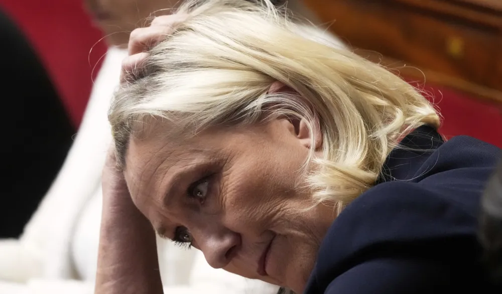 Le Pen se okrenula protiv Rusije