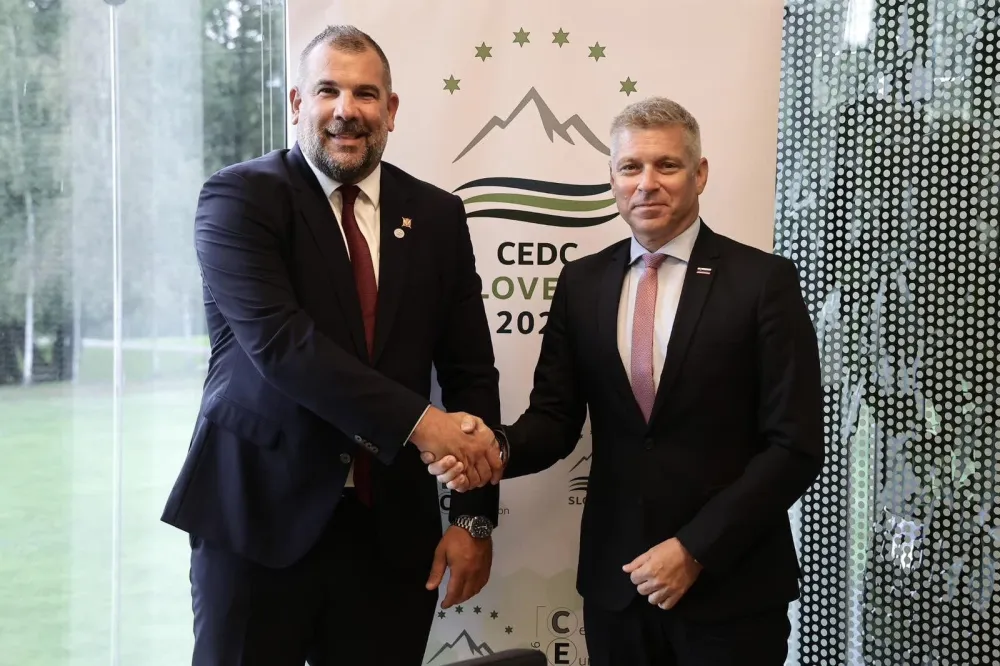 Krapović sa Hajdinjakom: Slovenija nastavlja da podržava Crnu Goru na putu ka EU